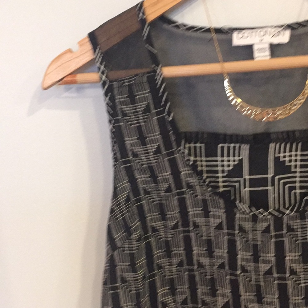 Sheer Panel Tank Top - Picture 3 of 6